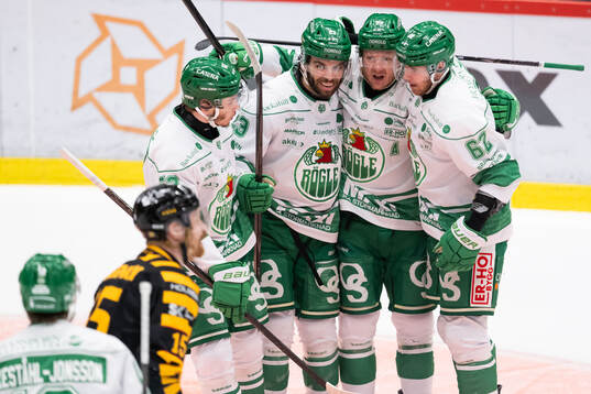 Rögles Felix Nilsson, Josh Dickinson, Fredrik Olofsson och