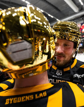 Skellefteås Martin Lundberg jublar