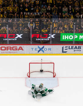 Rögles målvakt Arvid Holm släpper in 3-2