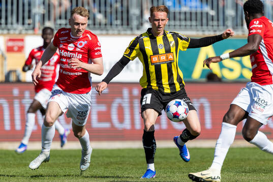 Degerfors Sebastian Ohlsson och Häckens Julius Lindberg