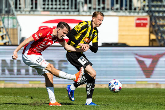 Degerfors Kazper Karlsson och Häckens Julius Lindberg