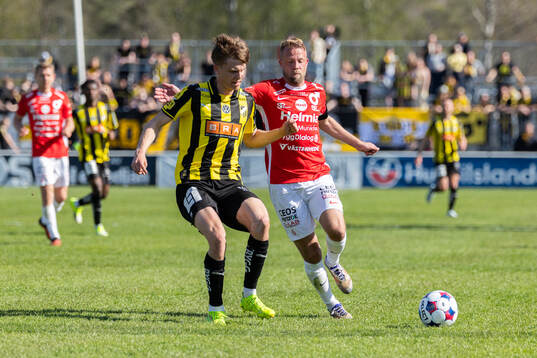 Häckens Adrian Svanbäck och Degerfors Daniel Sundgren
