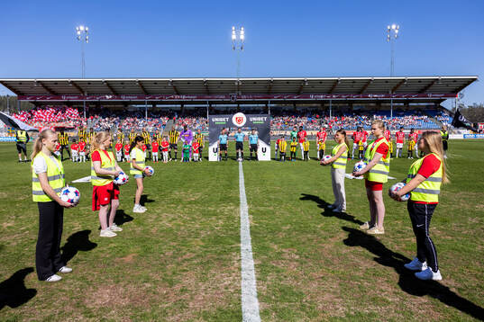 Häckens spelare och Degerfors spelare