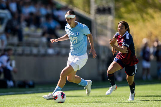 Malmö FFs Amy Sayer och Rosengårds Ran Iwai