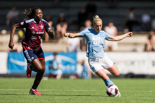 Rosengårds Anam Imo och Malmö FFs Mia Persson