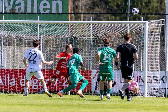 Nordic Uniteds Niklas Söderberg med avslut tätt över