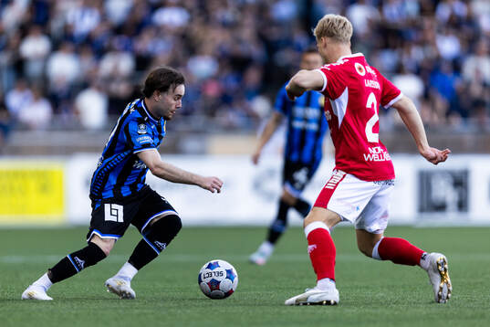 Sirius Neo Jönsson och kKalmars Victor Larsson
