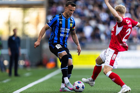 Sirius Henrik Rönnlöf Castegren och Kalmars Victor Larsson
