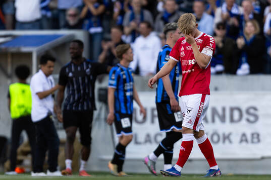 Kalmars Carl Gustafsson deppar
