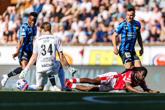 Sirius Mohamed Soumah, målvakt David Celic och Kalmars
