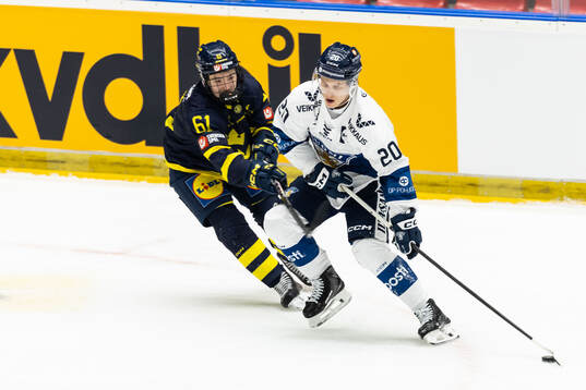 Viggo Björck of Sweden and Patrik Puistola of Finland