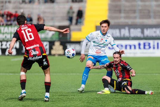 IFK Värnamos Kai Meriluoto och Östersunds Hugo Azzi