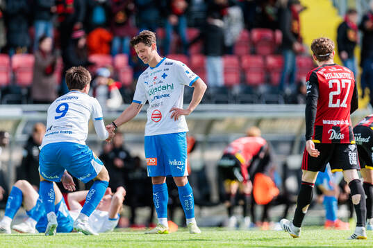 IFK Värnamos Kai Meriluoto och Marcus Antonsson deppar