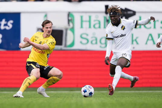 Elfsborgs Simon Olsson och AIKs Zadok Yohanna