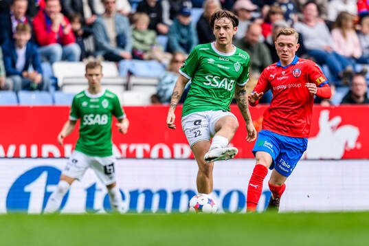 Brages Tobias Stagaard och Helsingborgs Jonathan Hasselqvist