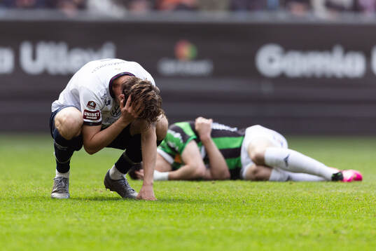 Örgrytes Christoffer Styffe och GAIS Samuel Salter har ont