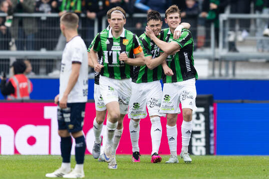 GAIS Samuel Salter jublar med Max Andersson