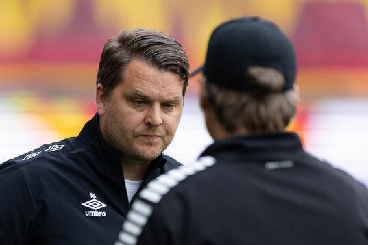 Örgrytes tränare Andreas Holmberg och GAIS tränare