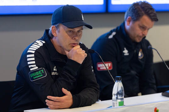 GAIS tränare Fredrik Holmberg och Örgrytes tränare