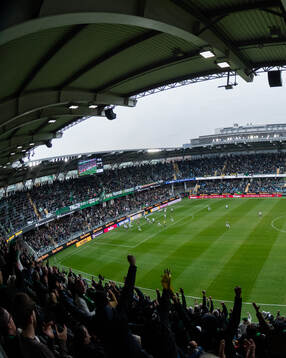 GAIS supportrar jublar