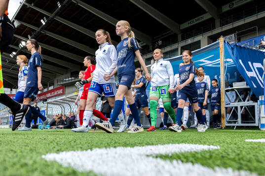 IFK Norrköpings Carrie Jones och Sofia Hjern