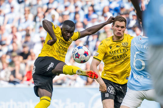 Mjällbys Abdoulie Manneh och Jacob Bergström