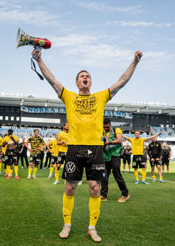 Mjällbys Jacob Bergström jublar
