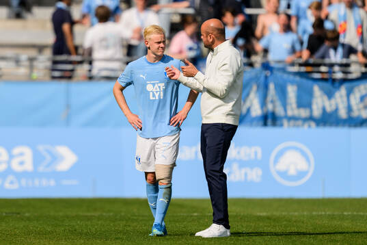 Malmö FFs Otto Rosengren och huvudtränare Miguel Angel