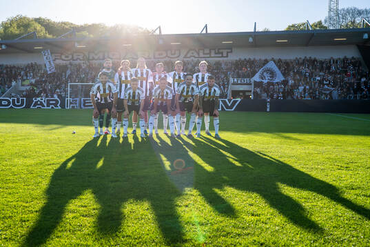 Landskronas startelva ställer upp för lagbild