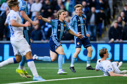 Djurgårdens Jeppe Okkels jublar