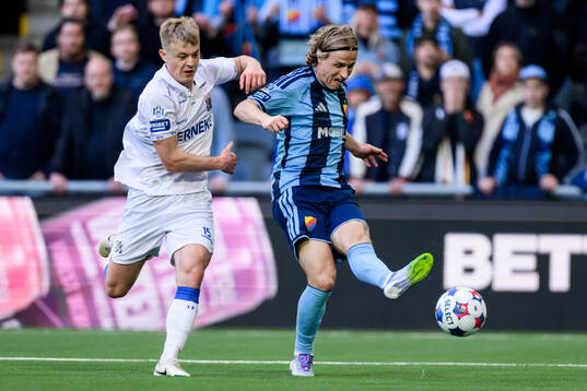 IFK Göteborgs David Kruse och Djurgårdens Jeppe Okkels