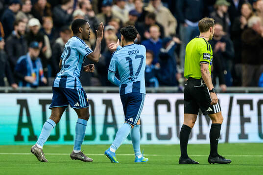 Djurgårdens Joel Asoro jublar