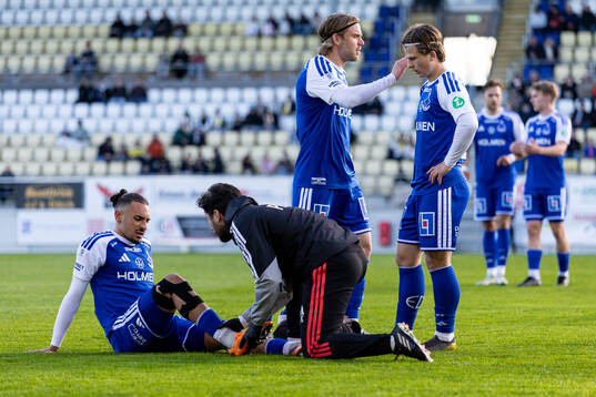 IFK Norrköpings Moutaz Neffati får vård