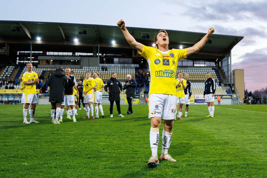 Bläddra bland fler bilder av Fotboll, Superettan, Falkenberg - IFK Norrköping