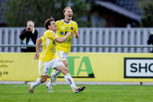 Falkenbergs Oskar Lindberg jublar