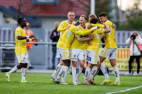 Falkenbergs Oskar Lindberg jublar