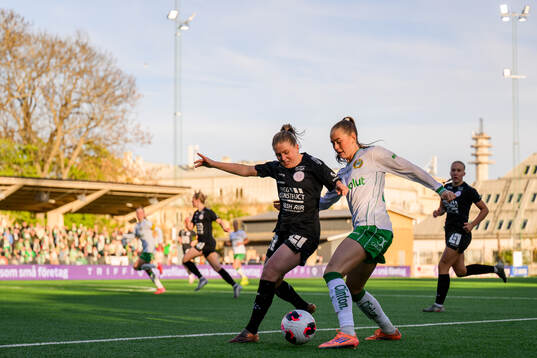 IK Uppsalas Ebba Ronquist och Hammarbys Svea Rehnberg