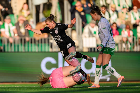 IK Uppsalas målvakt Matilda Mari Karoliina Nurmi och Ebba