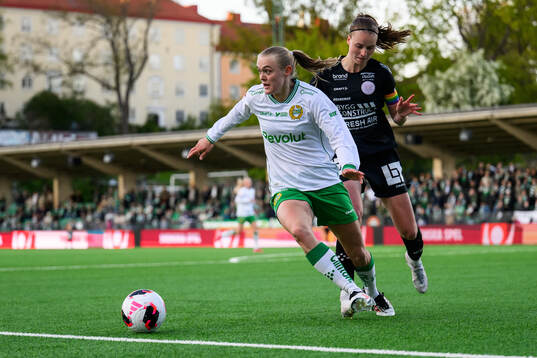 Hammarbys Elin Sørum och IK Uppsalas Julia Ragnarsson