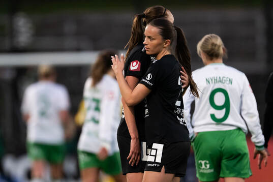 IK Uppsalas Julia Ragnarsson och Stina Leffler deppar