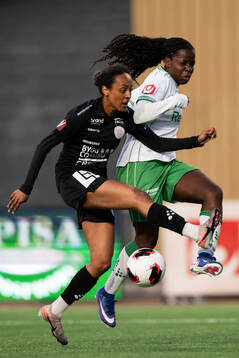 IK Uppsalas Arsema Weldai och Hammarbys Vivienne Lia