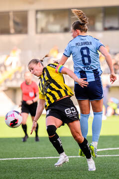 Häckens Anna Anvegård och Djurgårdens Elsa Pelgander