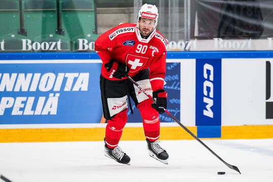 Roman Josi of Schweiz
