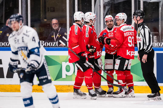 Théo Rochette of Schweiz celebrates