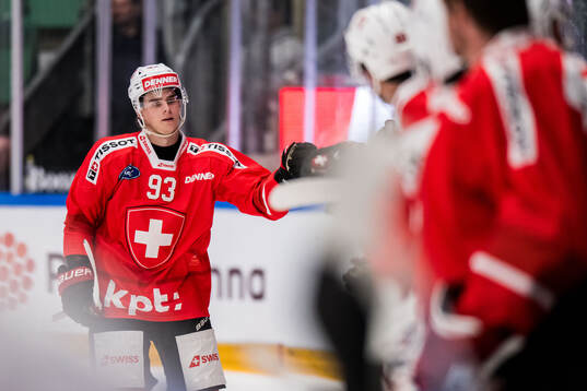 Théo Rochette of Schweiz celebrates