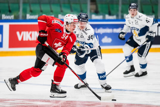 Attilio Biasca of Schweiz and Aatu Räty of Finland