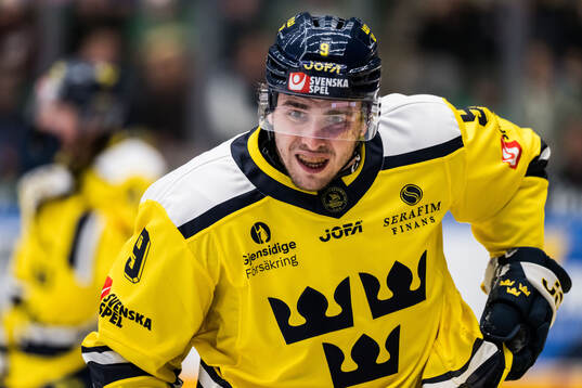 Linus Karlsson of Sweden