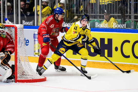Marek Alscher of Czech Republic and Ivar Stenberg of Sweden