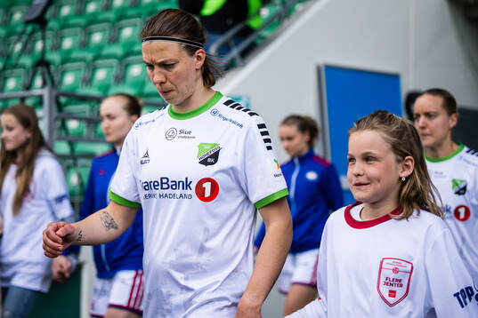 Lena Soleng Hansen of Hønefoss