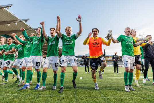 Bläddra bland fler bilder av Fotboll, Superettan, Örebro - Brage